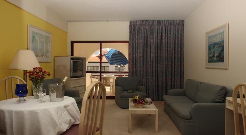 Canico Bay Apartments Екстериор снимка