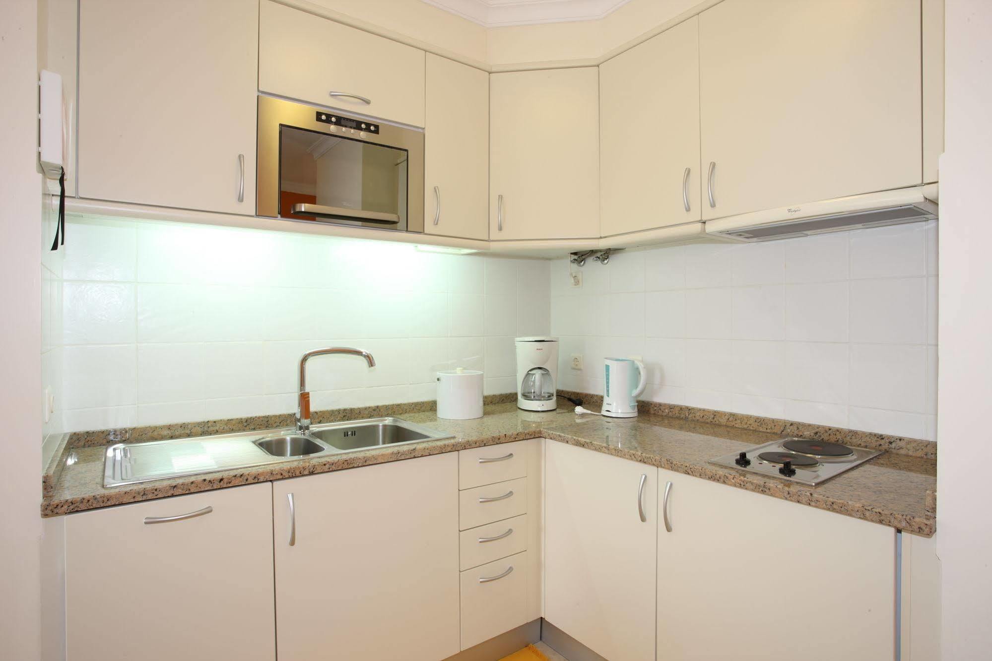 Canico Bay Apartments Екстериор снимка